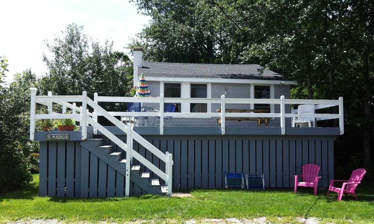 Fortunes Rocks Cottage | Cheerful & Affordable 2 BR Cottage - Book now summer 2026!