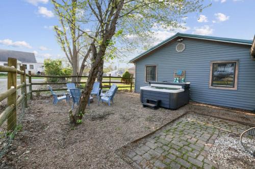 Millersport House | Chicks on Canal