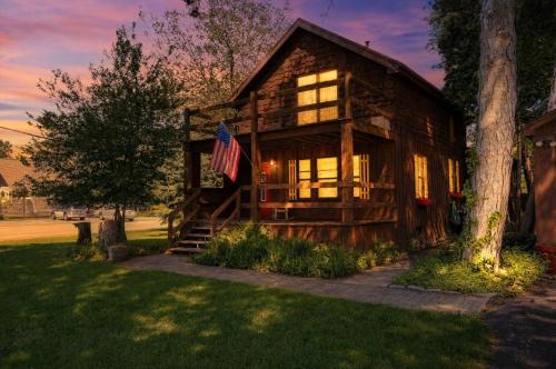 West Seneca Apartment | City Explorer Basecamp Buffalo Duplex