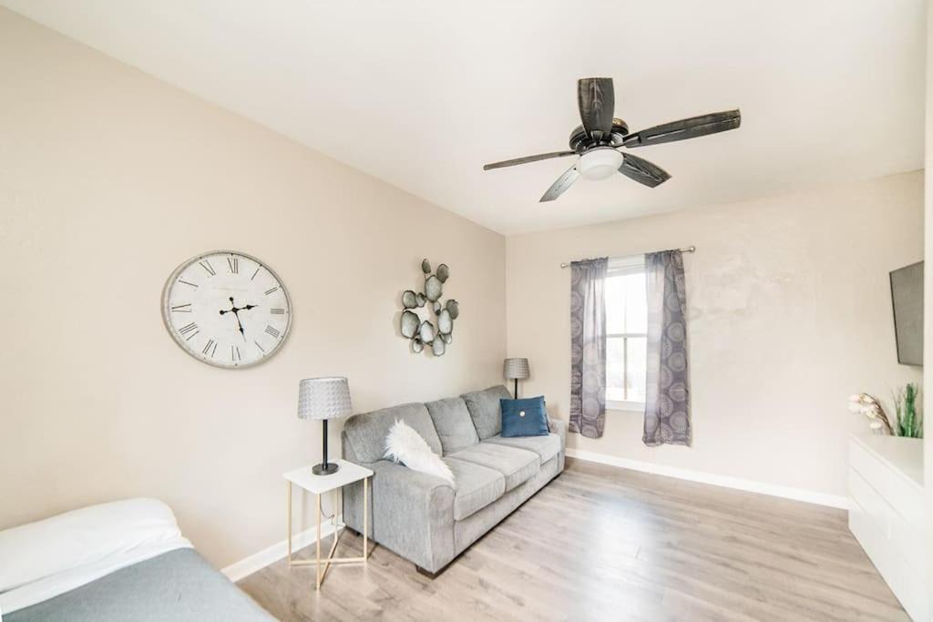 Manchester Apartment | Comfortable and Walkable - Off-Street Parking