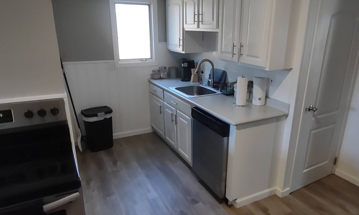 North Tonawanda House | Comfy home located between Buffalo and Niagara Falls