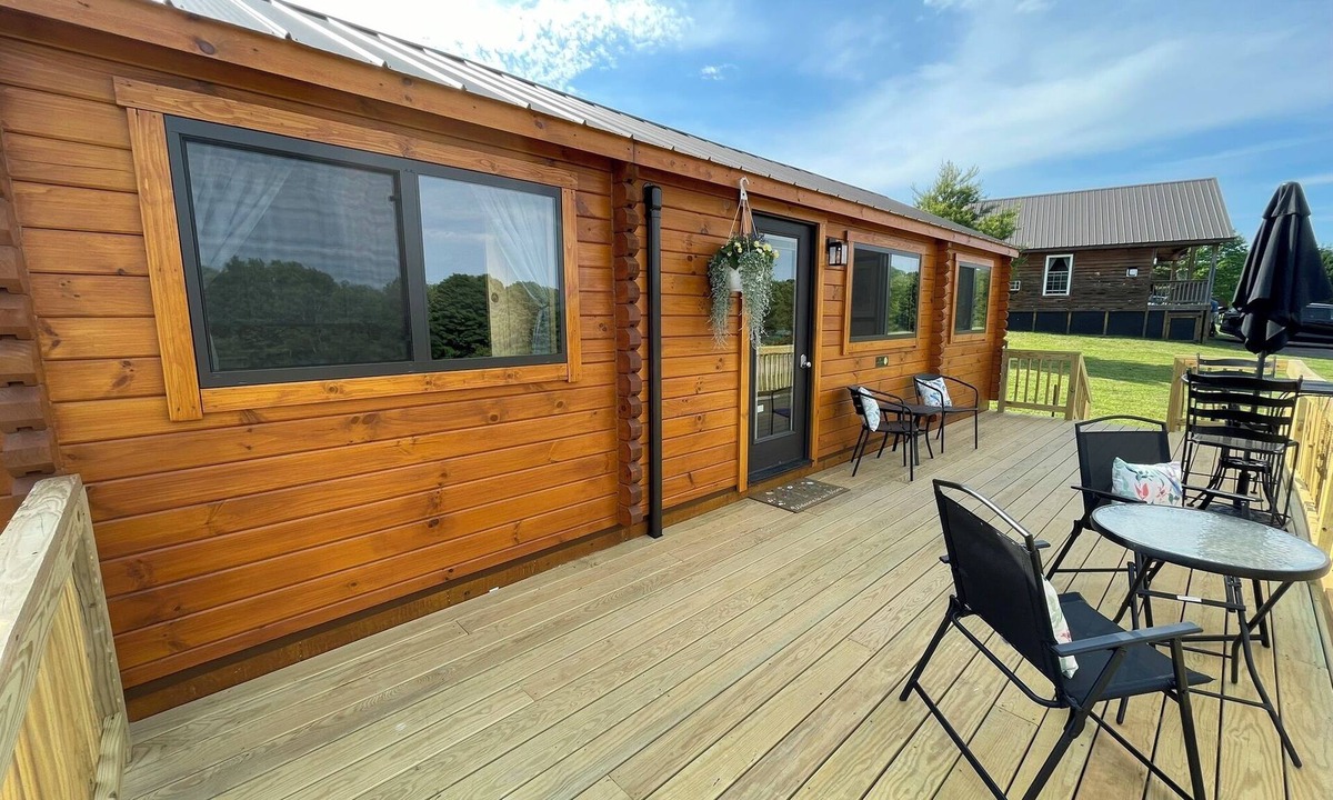 Milford Cabin | Cooperstown Double Play Glenview Cabin C