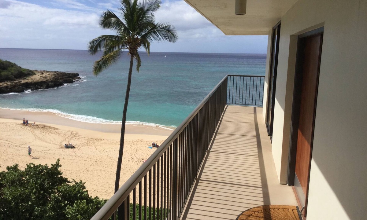 Makaha Condo | Corner Unit Beachfront Condo with Wrap-around Lanai at Makaha