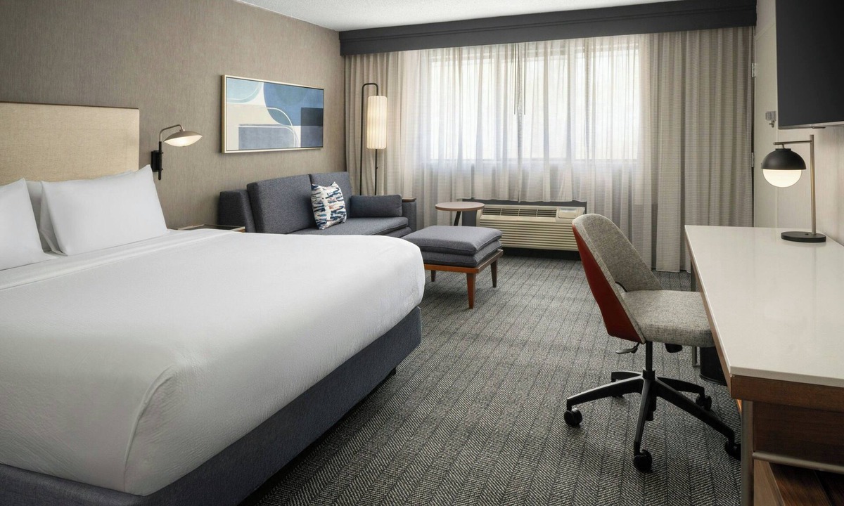 Cromwell Hotel | Courtyard by Marriott Hartford Cromwell