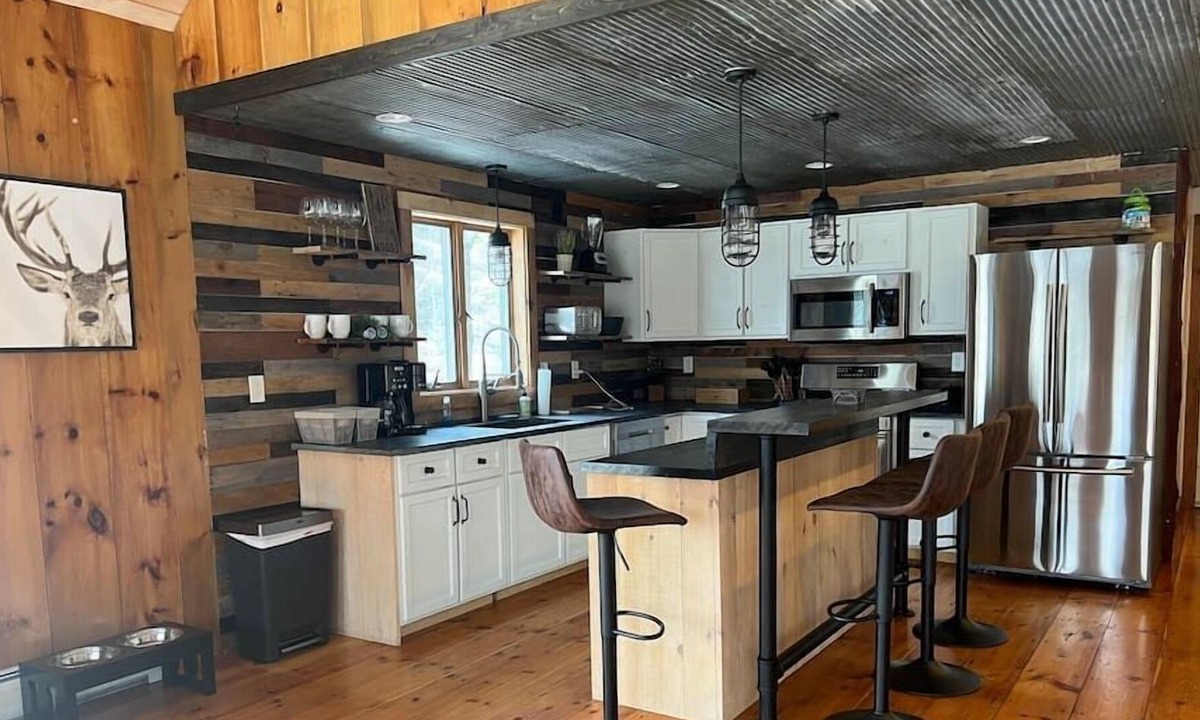 Eustis Cabin | Cozy 3-Bedroom Hideaway on ATV/Snowmobile Trails