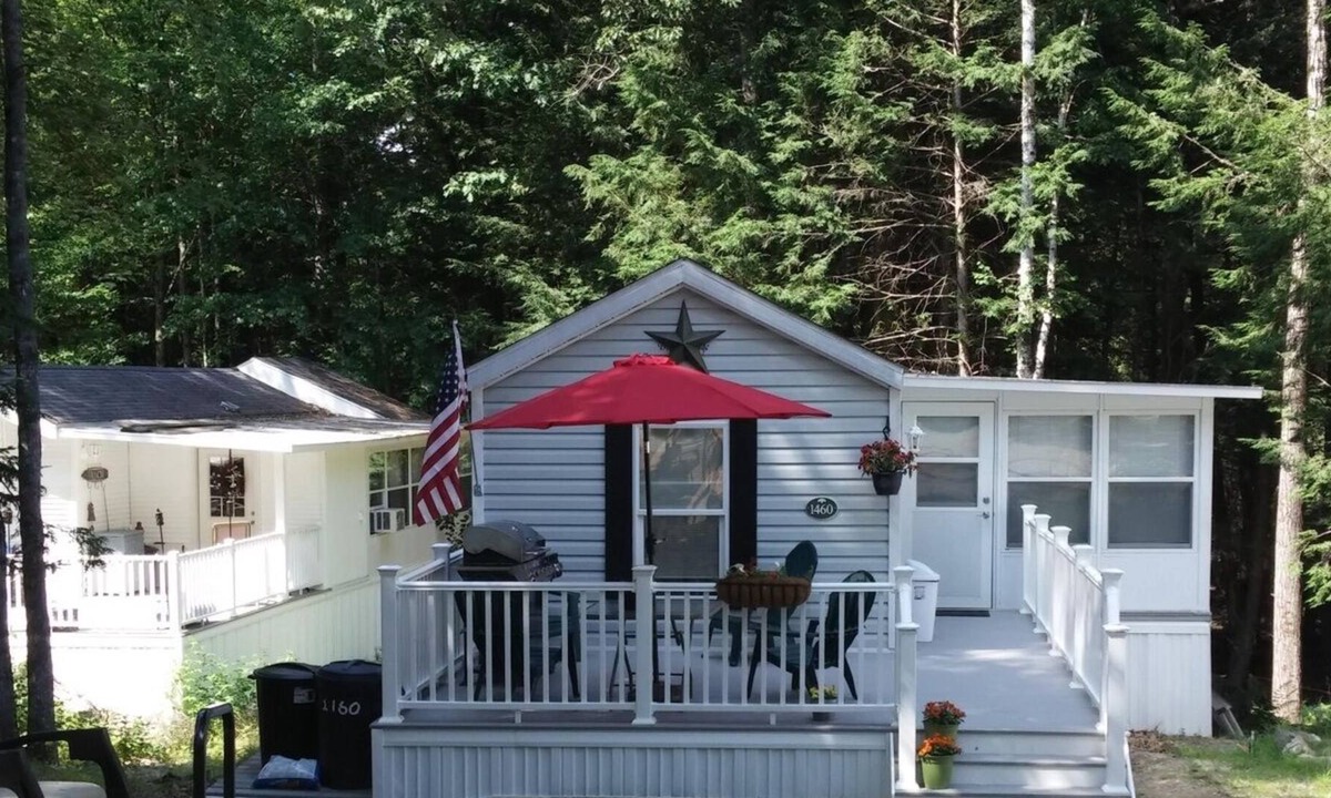 South Casco House | Cozy 3Bdrm Cottage At Point Sebago