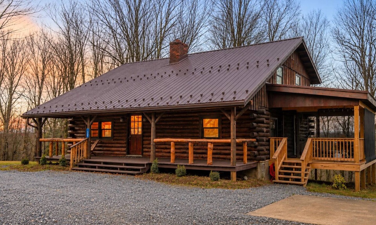 Coudersport Cabin | Cozy 4-bedroom cabin in Coudersport with View, Games, Fire Pit & Screen Porch