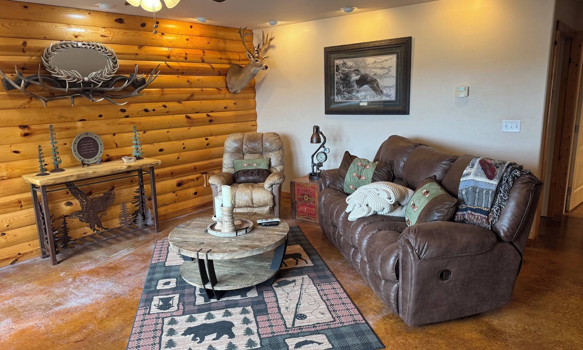 Afton Cabin | Cozy Cabin feel & picturesque views of Grand Lake!