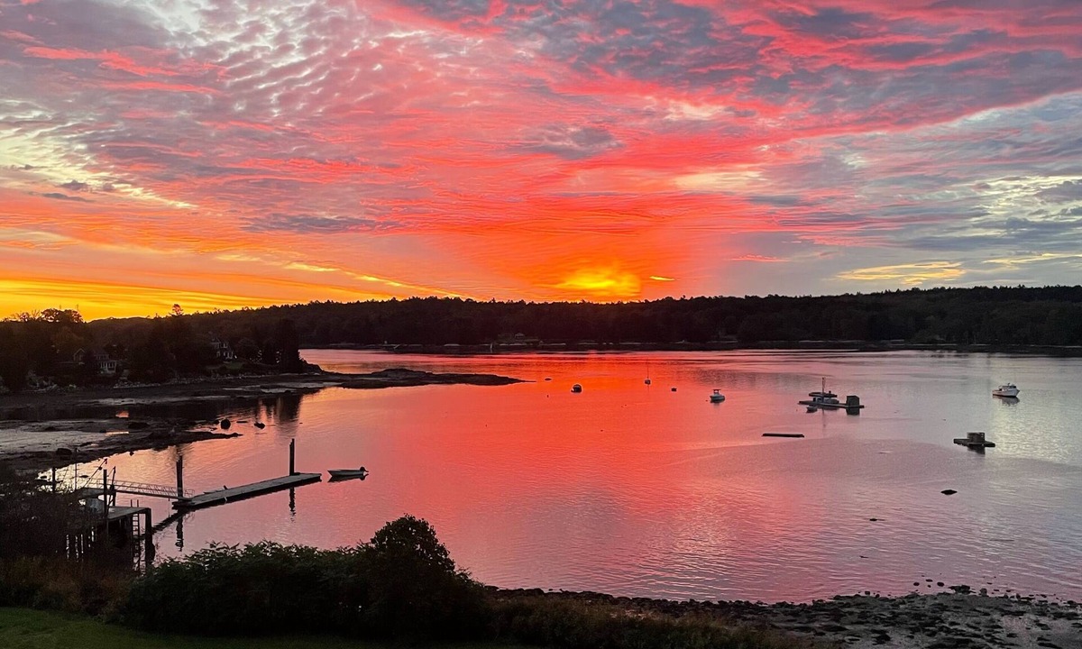 Medomak Cottage | Cozy Cottage with spectacular salt water view/4 Kayaks available/