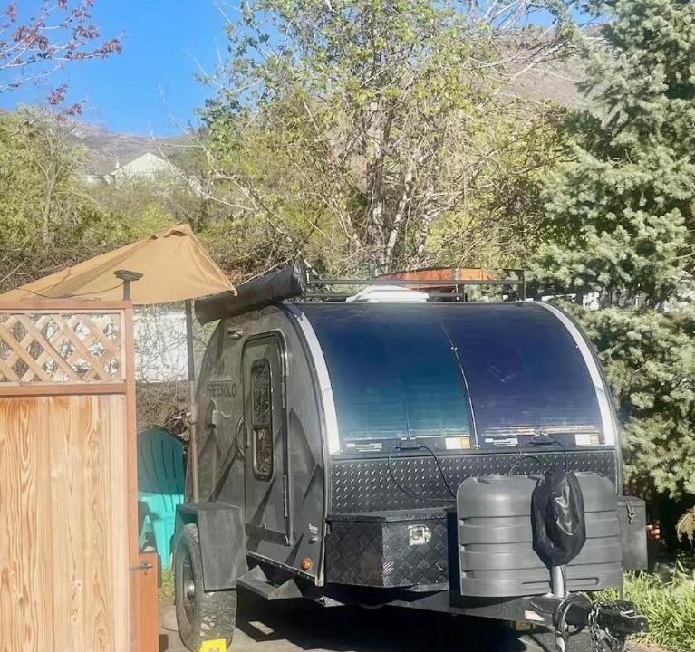 North Salt Lake House | Cozy Glamping Pod Outdoor Kitchen and Shower