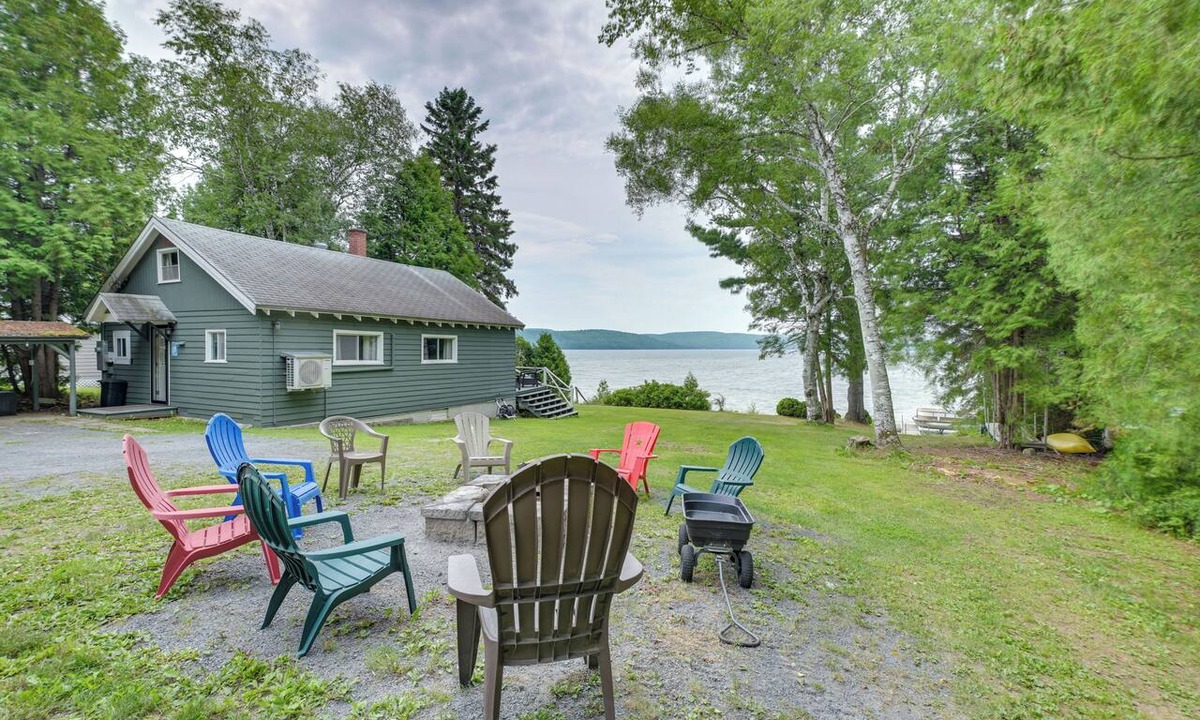Saint David Cabin | Cozy Maine Lakefront Cabin Rental
