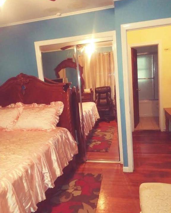 Mastic House | Cozy private rooms