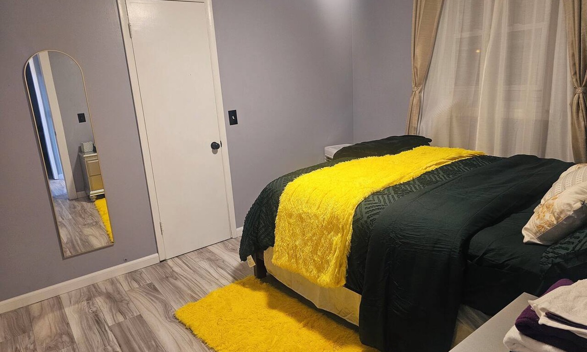 Orchard Park Apartment | Cozy & Roomy Apt close to all