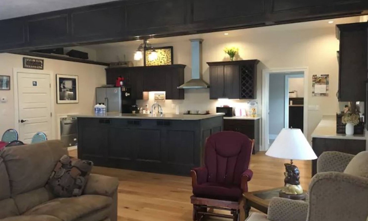 Springboro House | Crystal Run Suites of Springboro