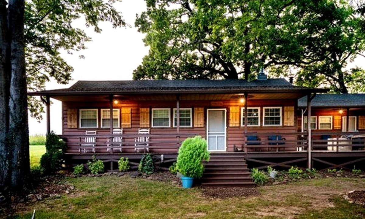 Cleora Cabin | Cute Cabin Great for Family Getaways in Afton, Oklahoma