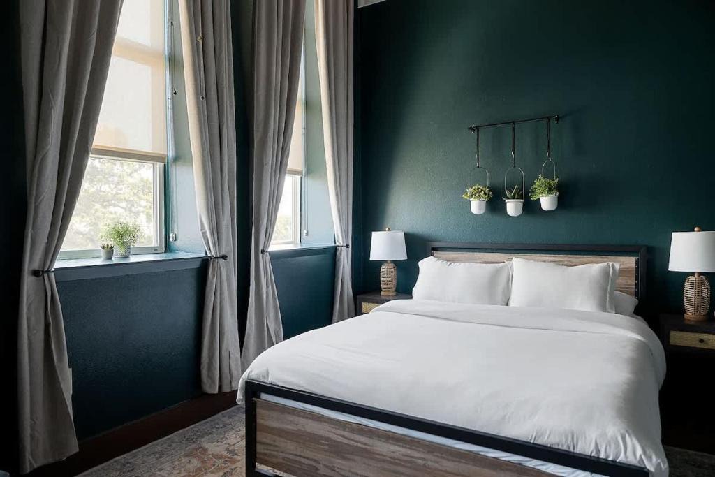 Cedars Apartment | Cute Little Condo no 310