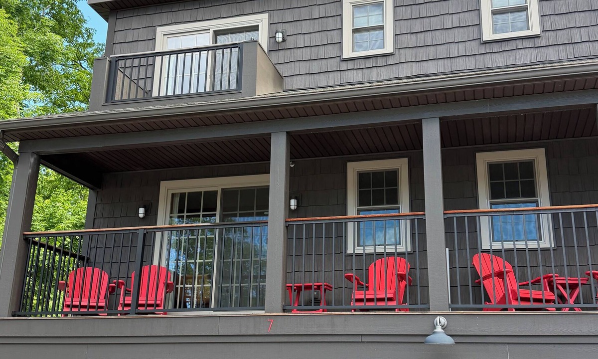 Lake George Cabin | Deluxe Lodge Lakefront On Lake George #7