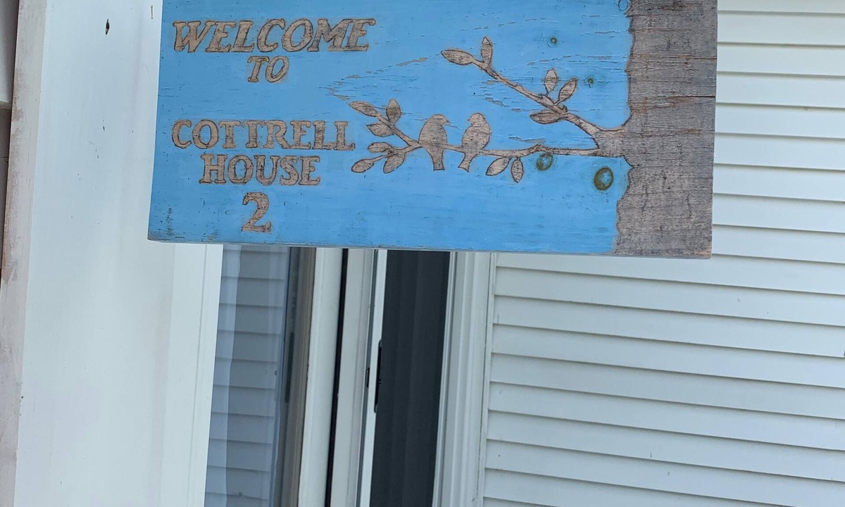 Damariscotta Apartment | Discover Coastal charm, just a quick 26-min drive away
