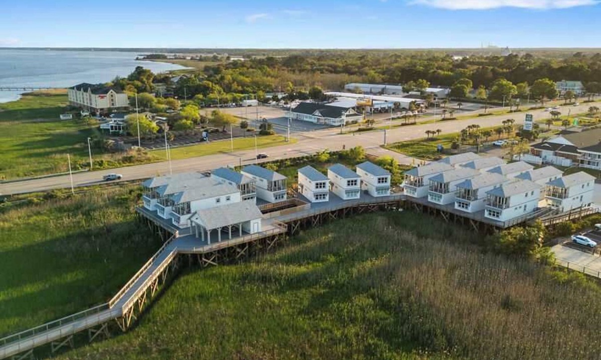 Georgetown House | Dockside Villas w. Pool + Boat Slip!