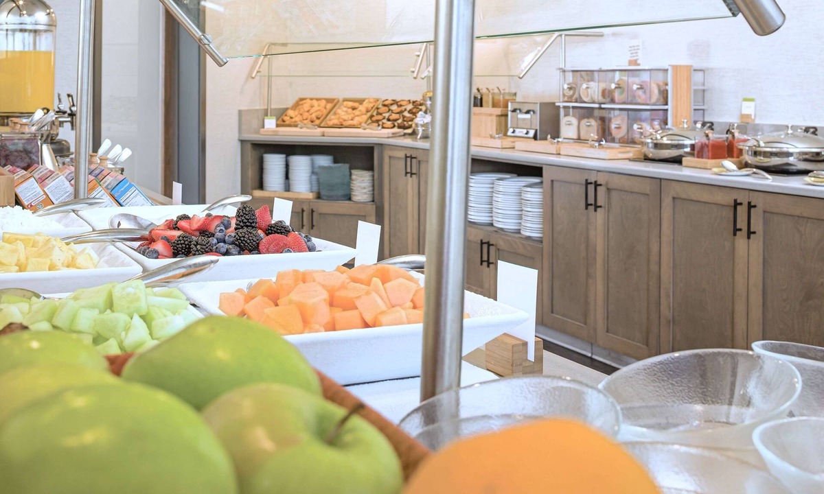 Rockland Hotel | DoubleTree by Hilton Boston - Rockland