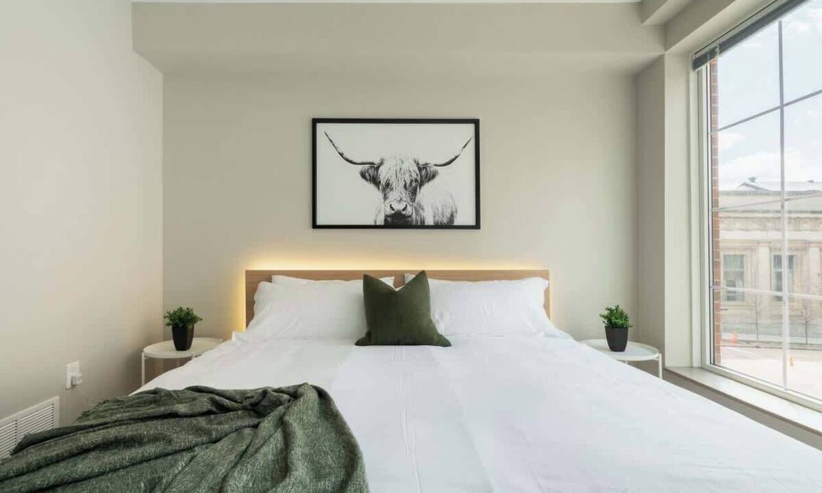 Uptown District Apartment | Downtown Columbus Apartment