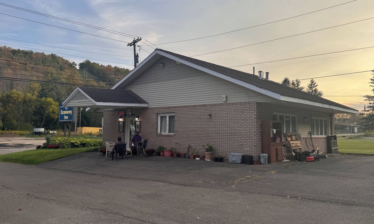 Alfred Station Hotel | Economy Inn