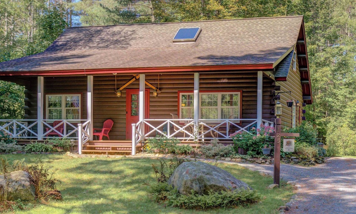 Speculator Cabin | Entire cabin in Speculator, New York