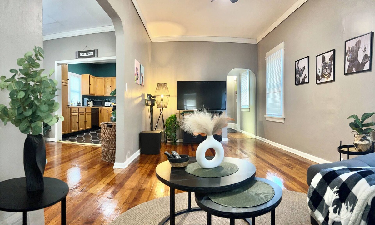 Garfield Heights House | Entire House, Bella the Stylish Home in Garfield Heights - Furnished