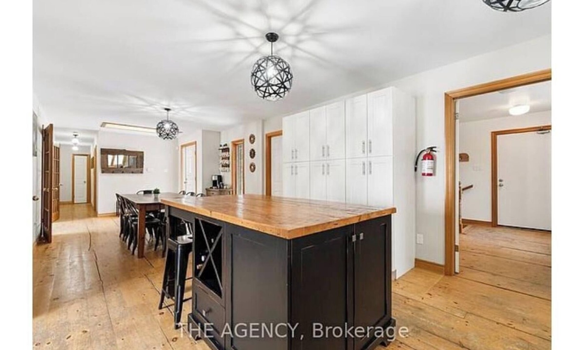 Lafontaine House | Exceptional1,800 sq ft bungalow