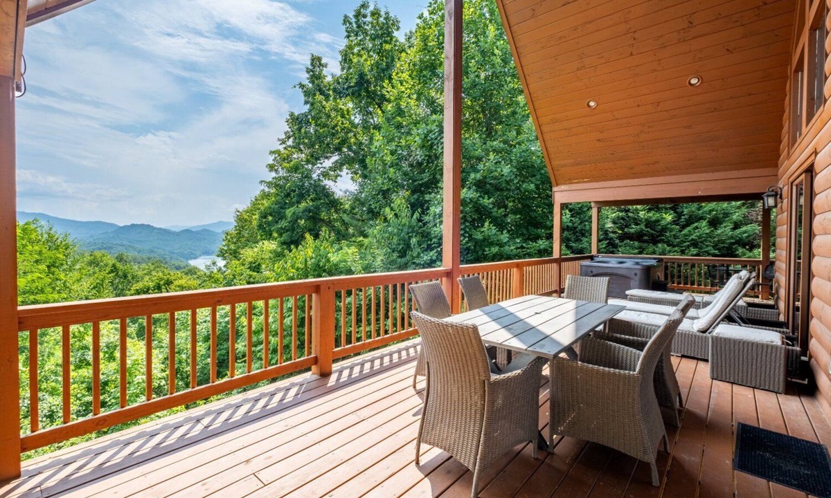 Almond Cabin | Experience serene lake views at the 3-bedroom Morning View Over Lake Fontana Cabin