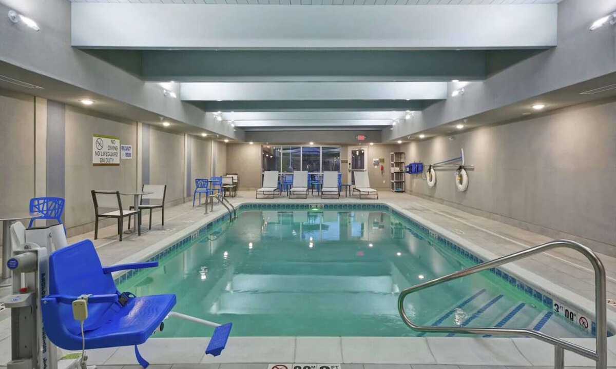 Alpine Center Hotel | Explore, Rest, Enjoy: FREE Breakfast and Parking, Onsite Pool, Pets Allowed