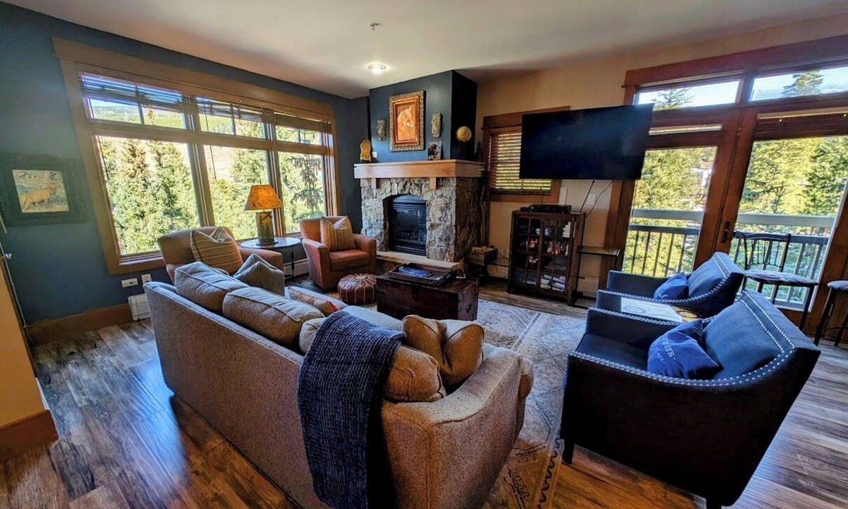 River Run Condo | Exquisite 3 Bdrm Unit, Mtn Views, Summer Festivals