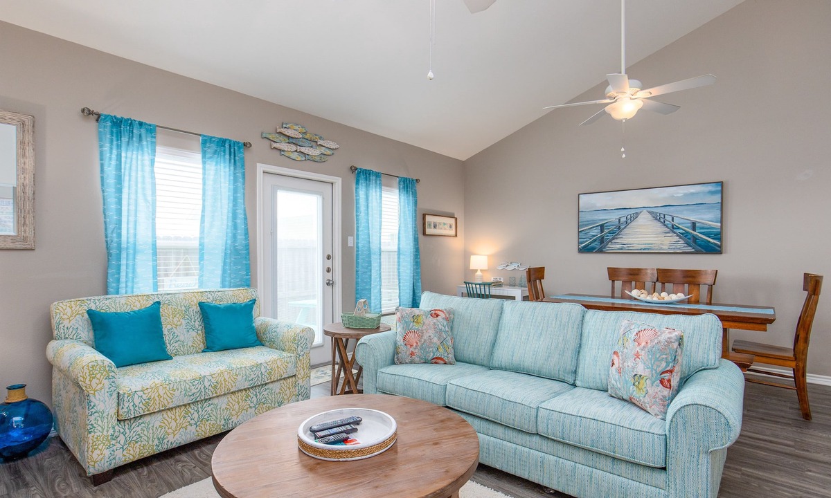 Corpus Christi House | Family Getaway | Heated Pool, Patio & Play Area