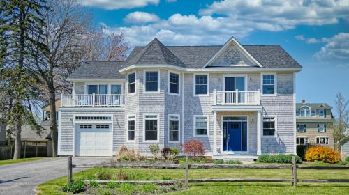 Pine Point House | Family Tides by Bayley Vacation Rentals