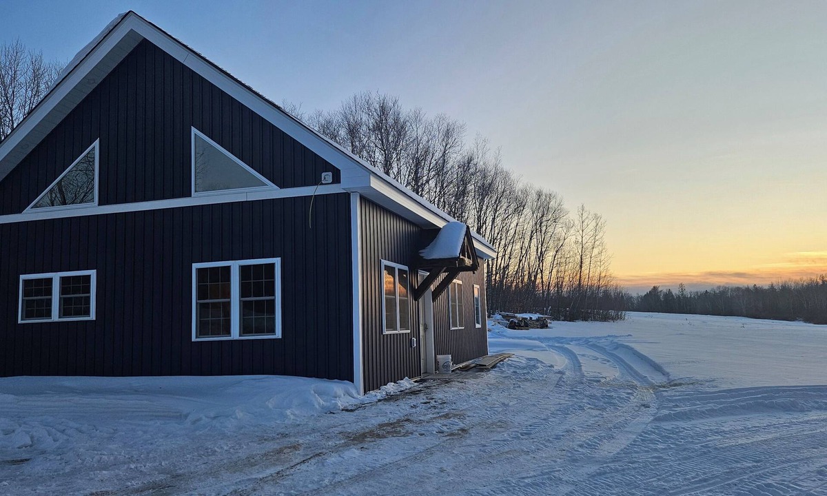 Caribou Cabin | Fen - The Tamaracks - Outdoor Adventures Aroostook County