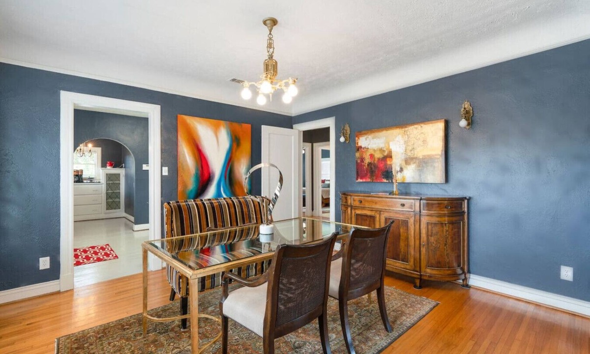Oak Lawn House | Major international sporting event Dallas in Uptown/Oak Lawn