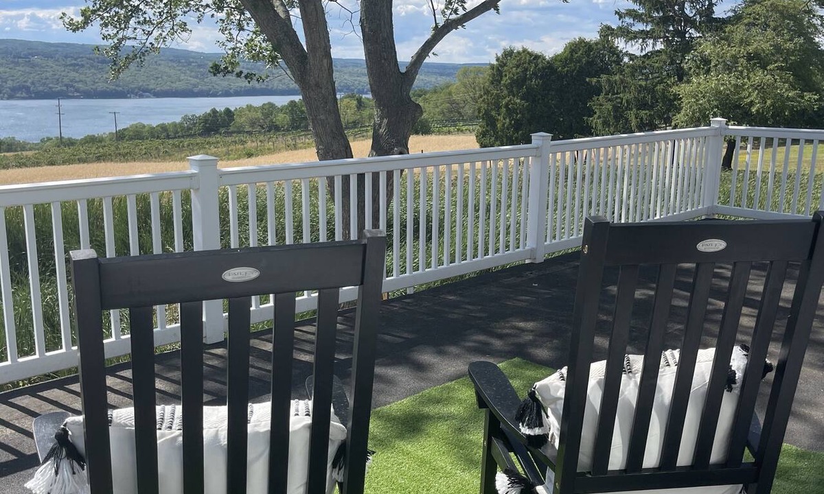 Burdett House | Finger Lakes Farmhouse- stunning lake views on wine trail-10 min to Watkins Glen