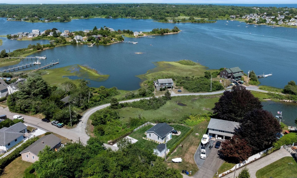 Narragansett Cottage | Fully renovated waterfront cottage on Great Island with hot tub.