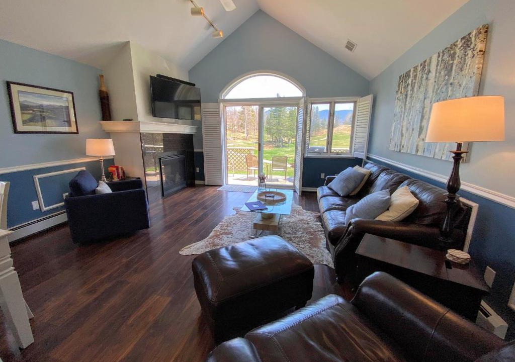 Carroll Villa | G3 Classy Bretton townhome with AC fast wifi great mountain views right on the golf course