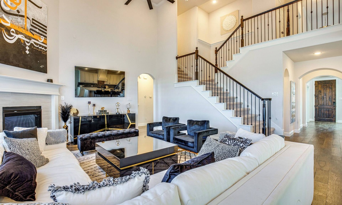 Frisco House | Game Room + Home Theater: Retreat Near Omni PGA!