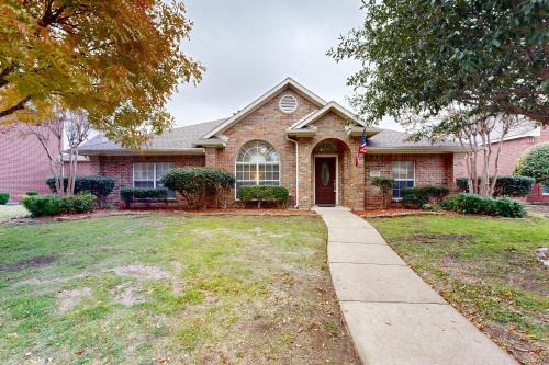 Frisco House | Games, Backyard & Patio: Spacious Home in Frisco