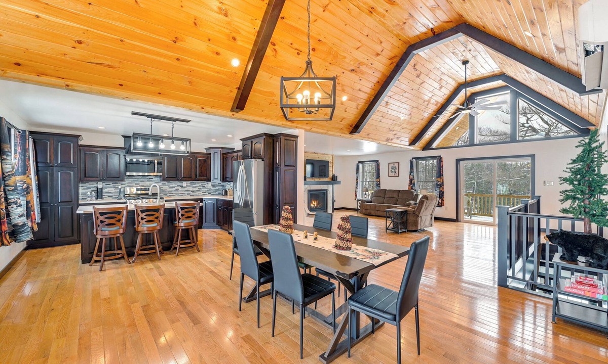 Gloversville House | Gateway to Adventure! Brand-New Gloversville Home