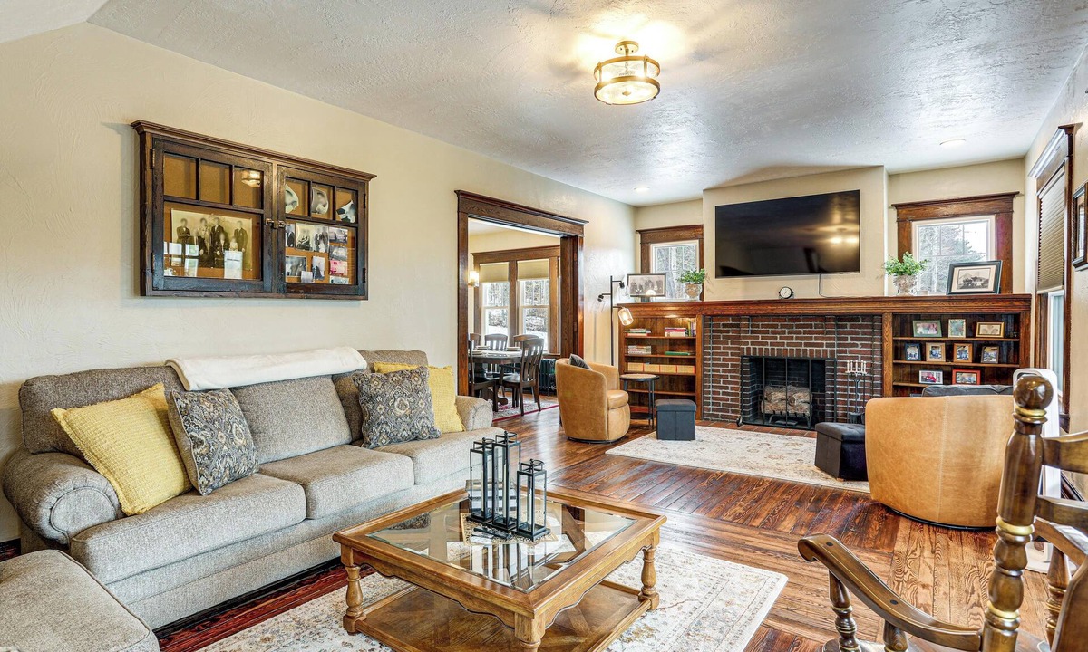 Brandy Camp House | Gateway to PA Wilds: Brockport Family Home!
