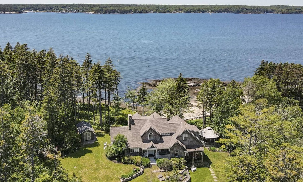West Southport House | Generational Southport Property w/Private Beach Newly Available for Rent!