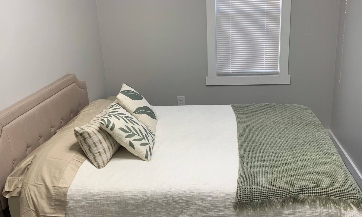 Village of New York Mills Apartment | Get a 3 bedroom rental in time for Boilermaker! Great neighborhood