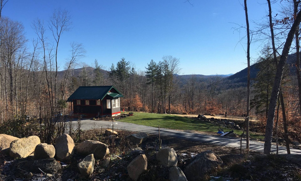 North River Cabin | Gorgeous Mountain Top Cabin with Beautiful Views