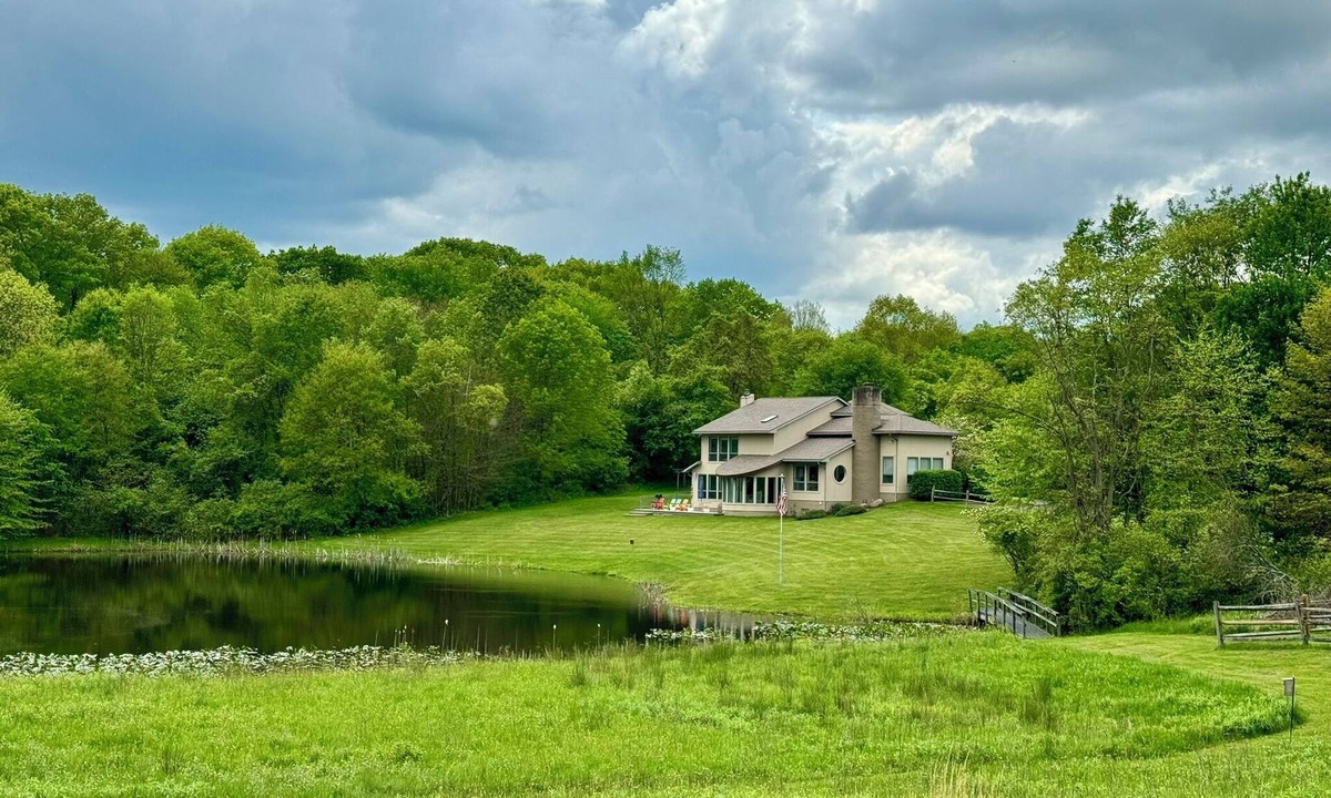 Grove City House | Gorgeous Rural Escape on 14 Acres with Pond