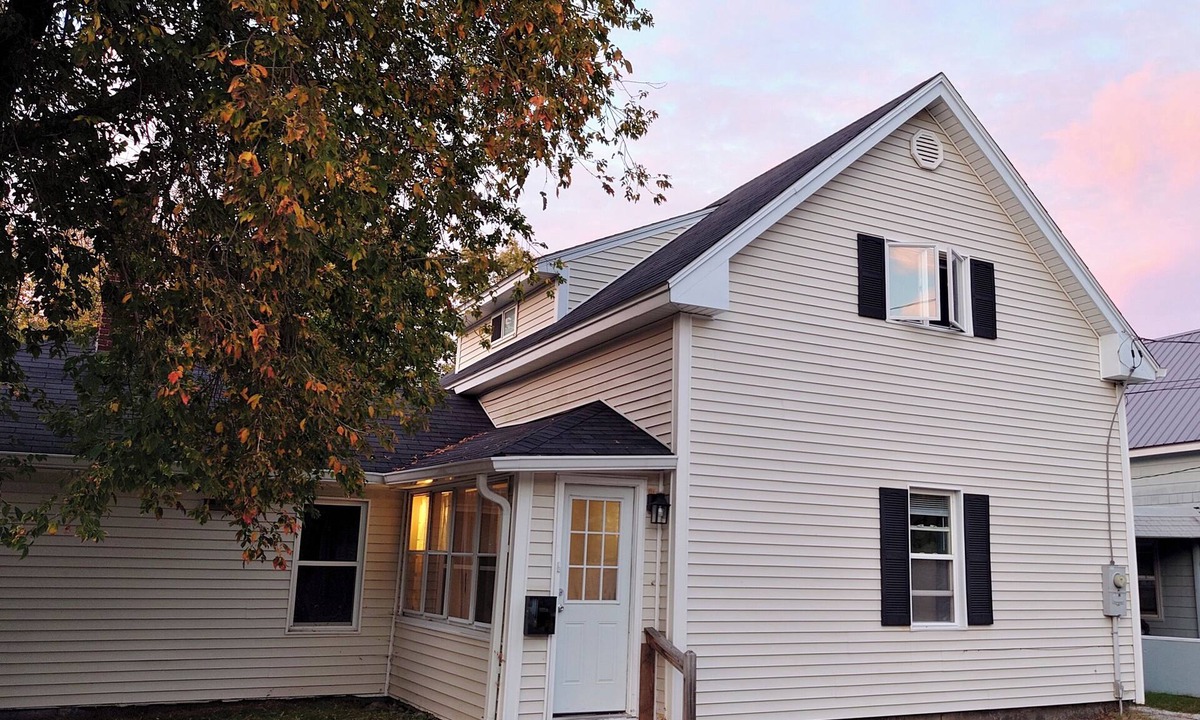 Gorham House | Grand Trunk Cottage - a home for all seasons!