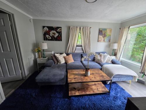 Woodmere House | Great little house in Woodmere/Beachwood, Orange