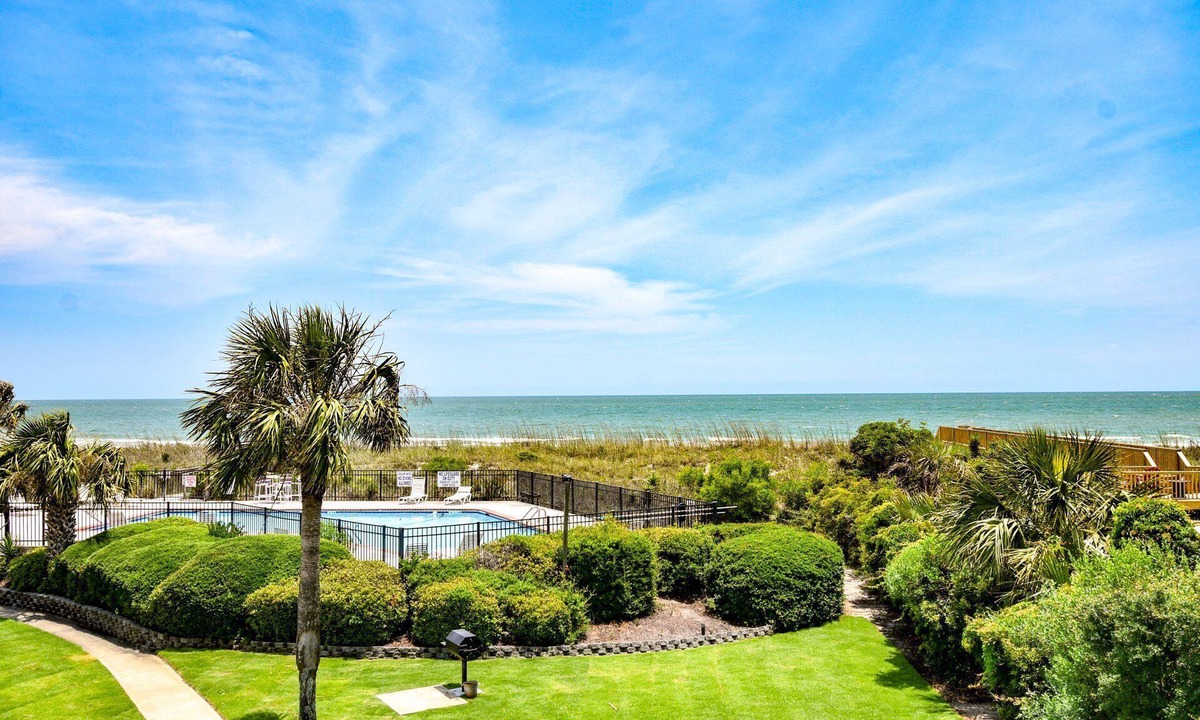 Murrells Inlet House | Gulf Stream Villa 114 - Three Bedroom, Three Bath Oceanfront Townhouse